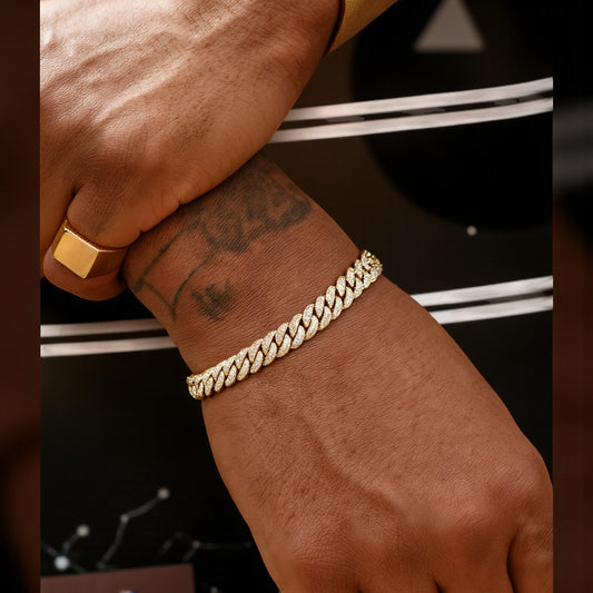 Cuban Link Diamond Bracelet in 18KT Gold