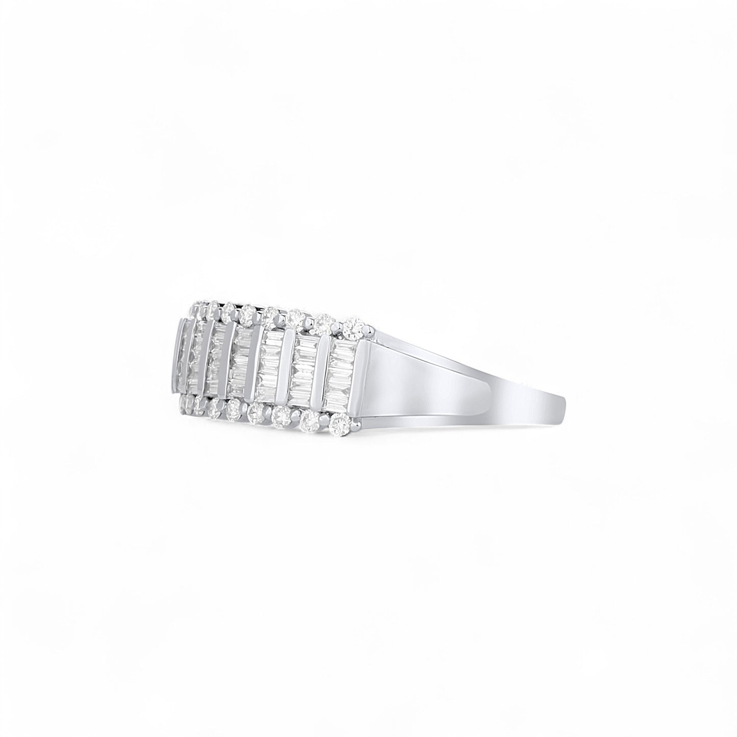 Tobo Baguette Diamond Band in 18KT Gold
