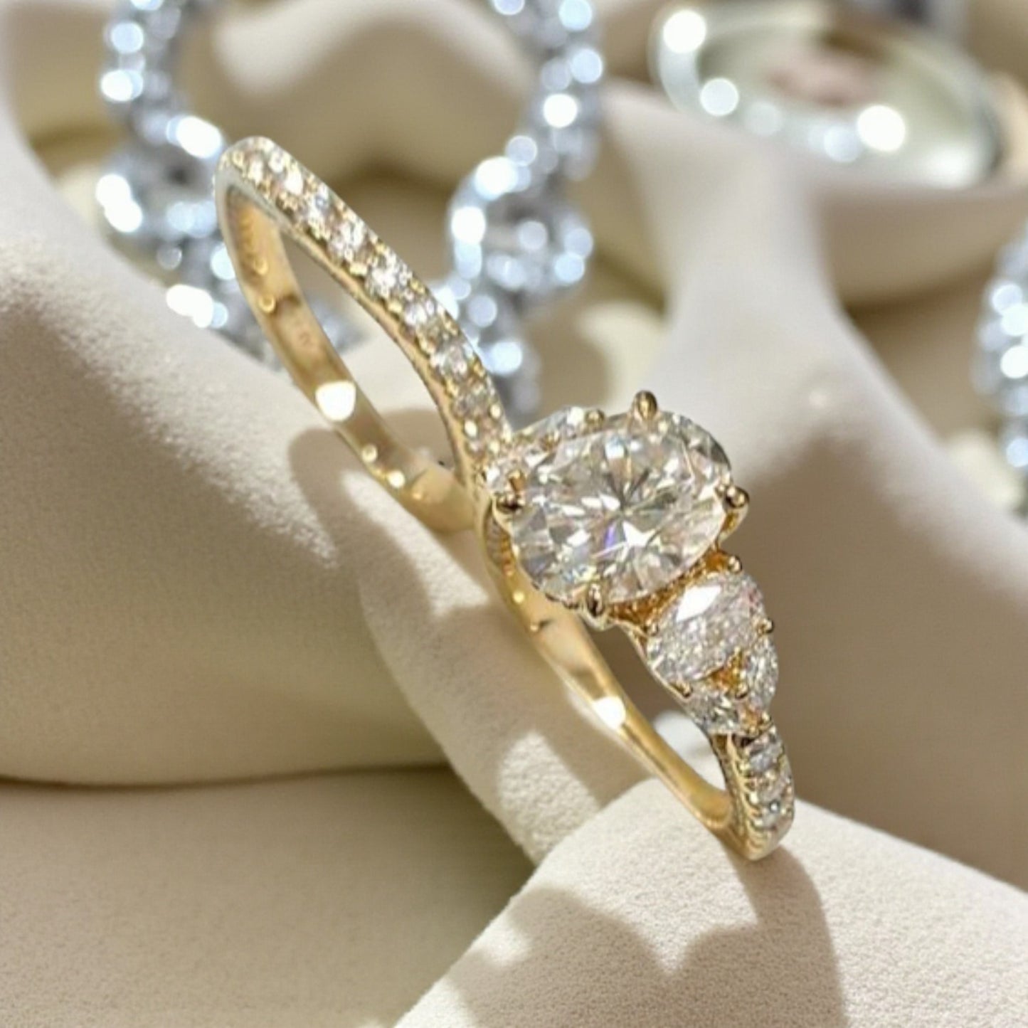 Mai Moissanite Bride Set in 18KT Gold