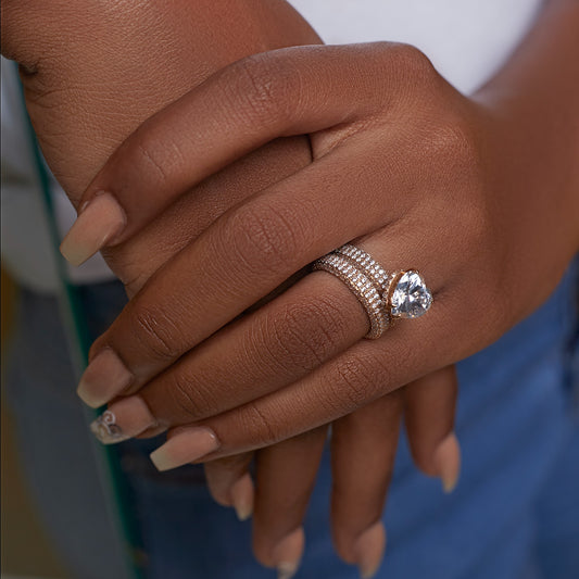 Crystal Heart Cut Moissanite Bride Set in 18KT Gold