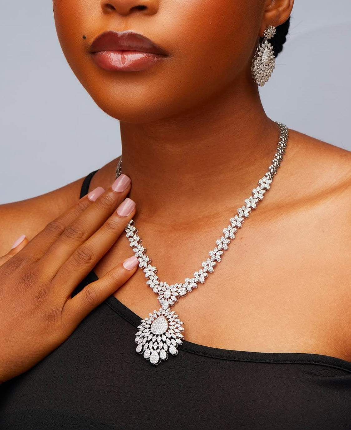 Olori Natural Diamond Necklace in 18K Gold