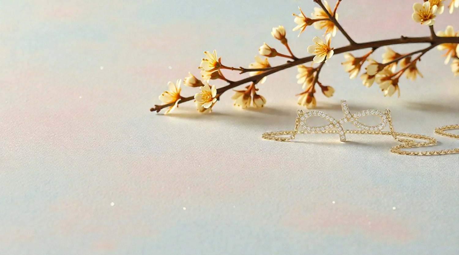 Necklaces & Pendants