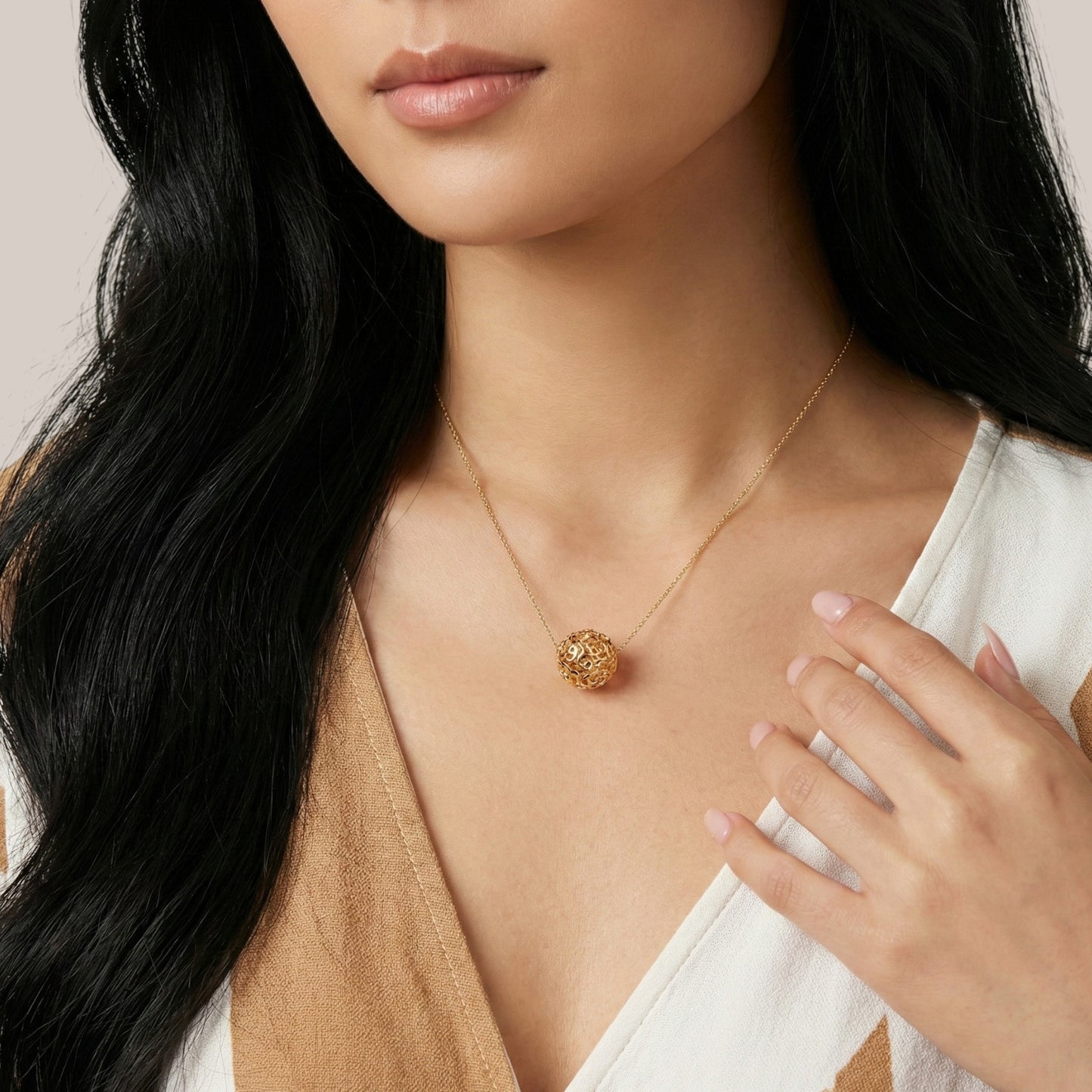 Hearts & Barrel Natural Diamond Necklace in 18KT Gold