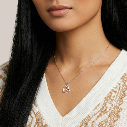 Graceful Heart Natural Diamond Pendant in 18KT Gold