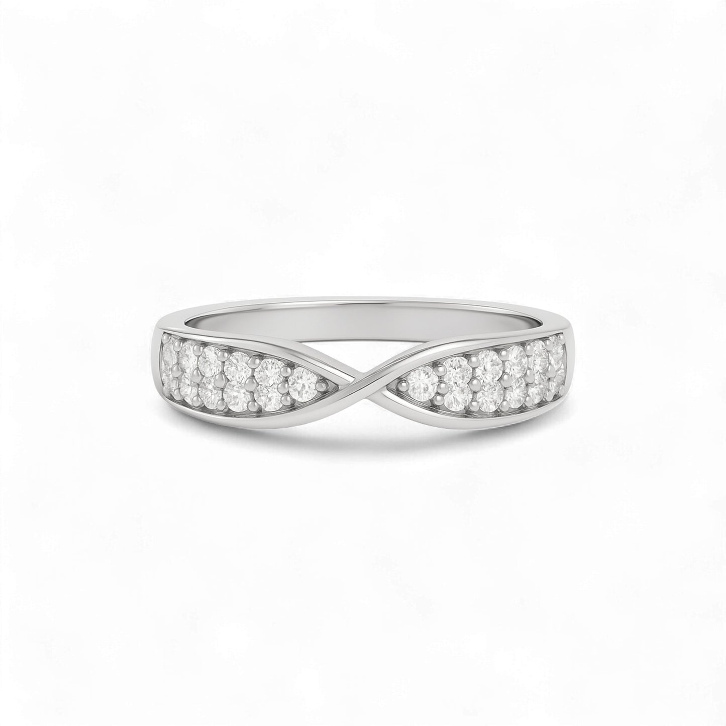 Paris Natural Diamond Band in 18KT Gold