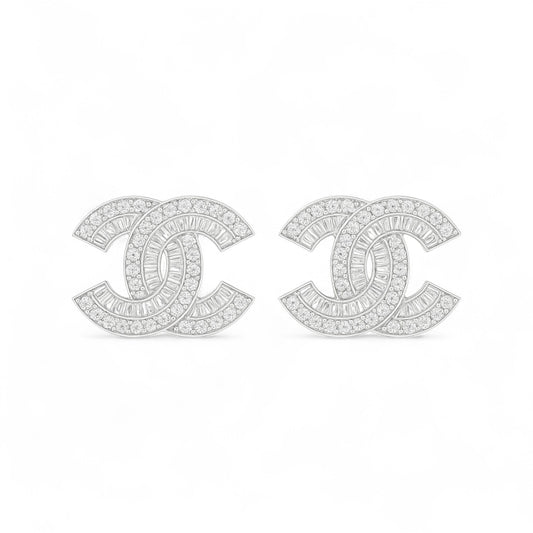 Interlocked C Diamond Mini Studs in 18KT Gold