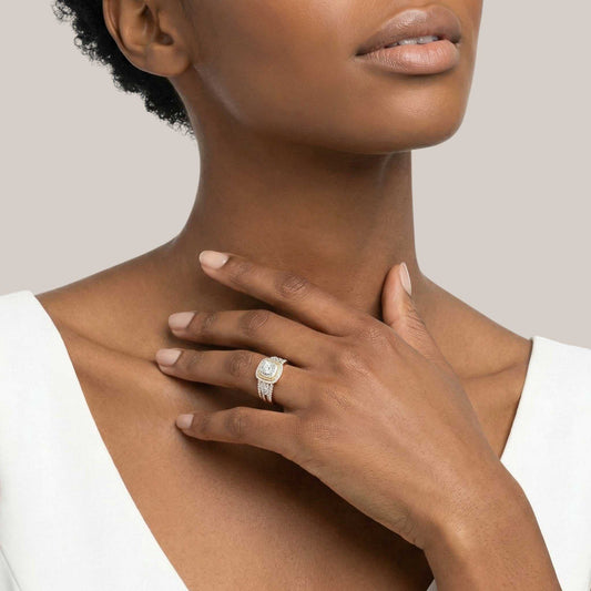 Mims Cushion Cut Natural Diamond Bride Set in 18KT Gold