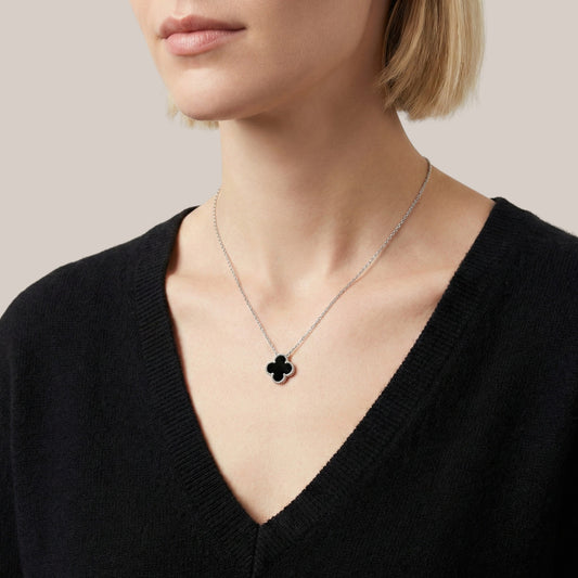 Clover Necklace in 925 Sterling Silver