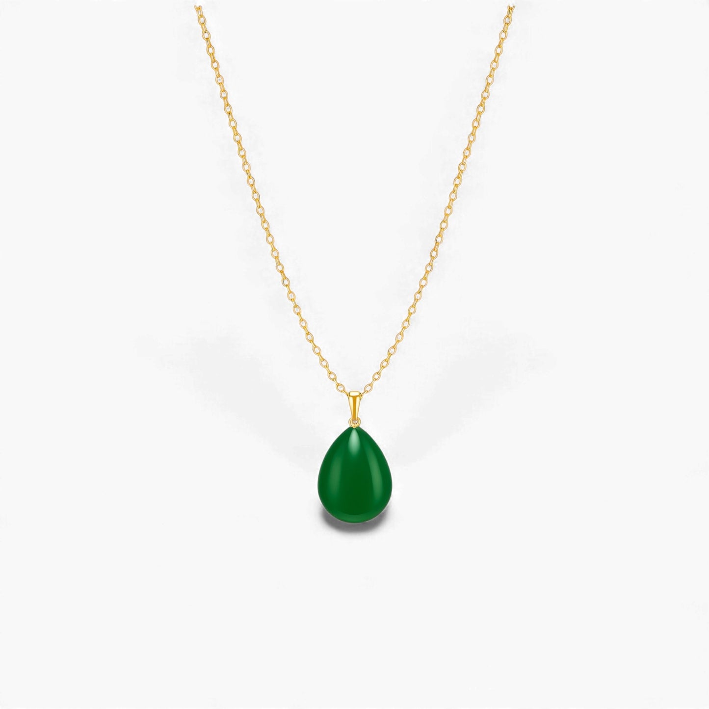 Green Jade Pendant Necklace in 18KT Gold