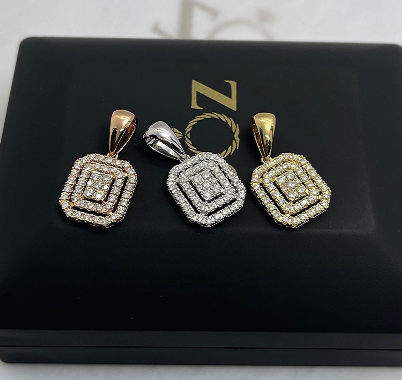 Malawi Diamond Pendant Necklace in 18K Gold