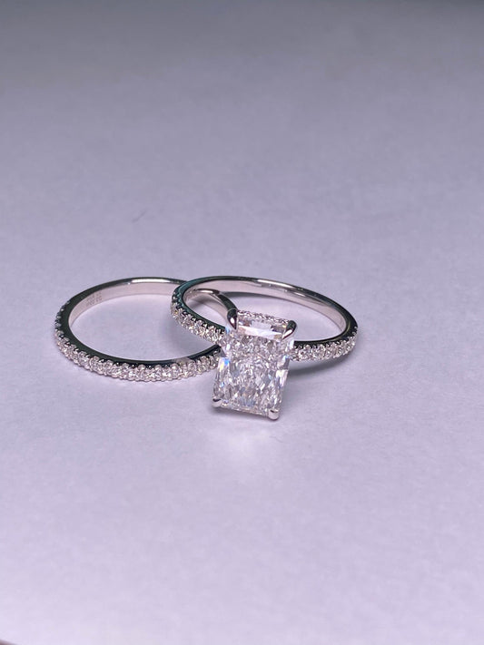 Classic No Halo Radiant Cut Moissanite Bridal Set in 18K Gold