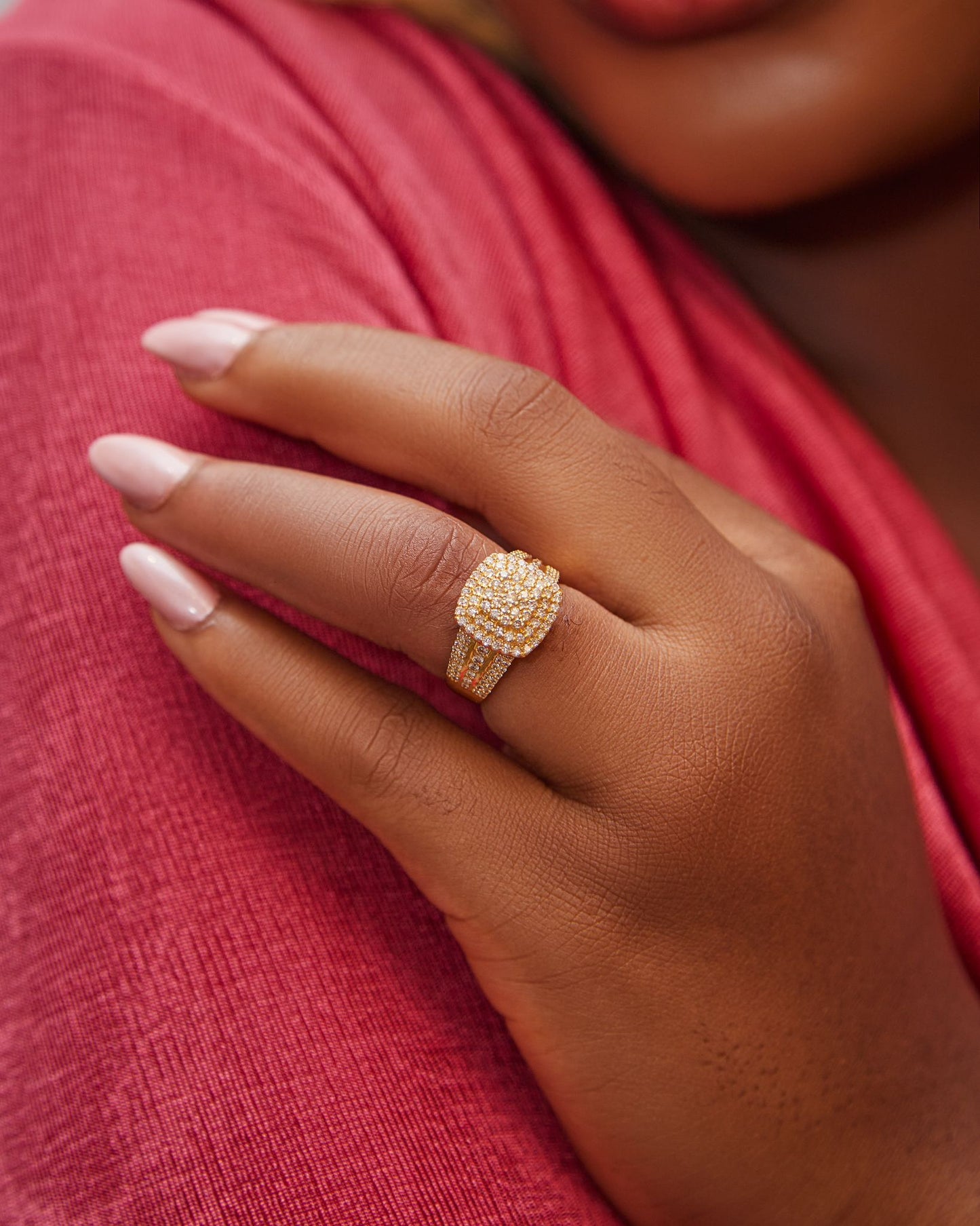 Omoni Cushion Cluster Natural Diamond Engagement Ring in 18K Gold