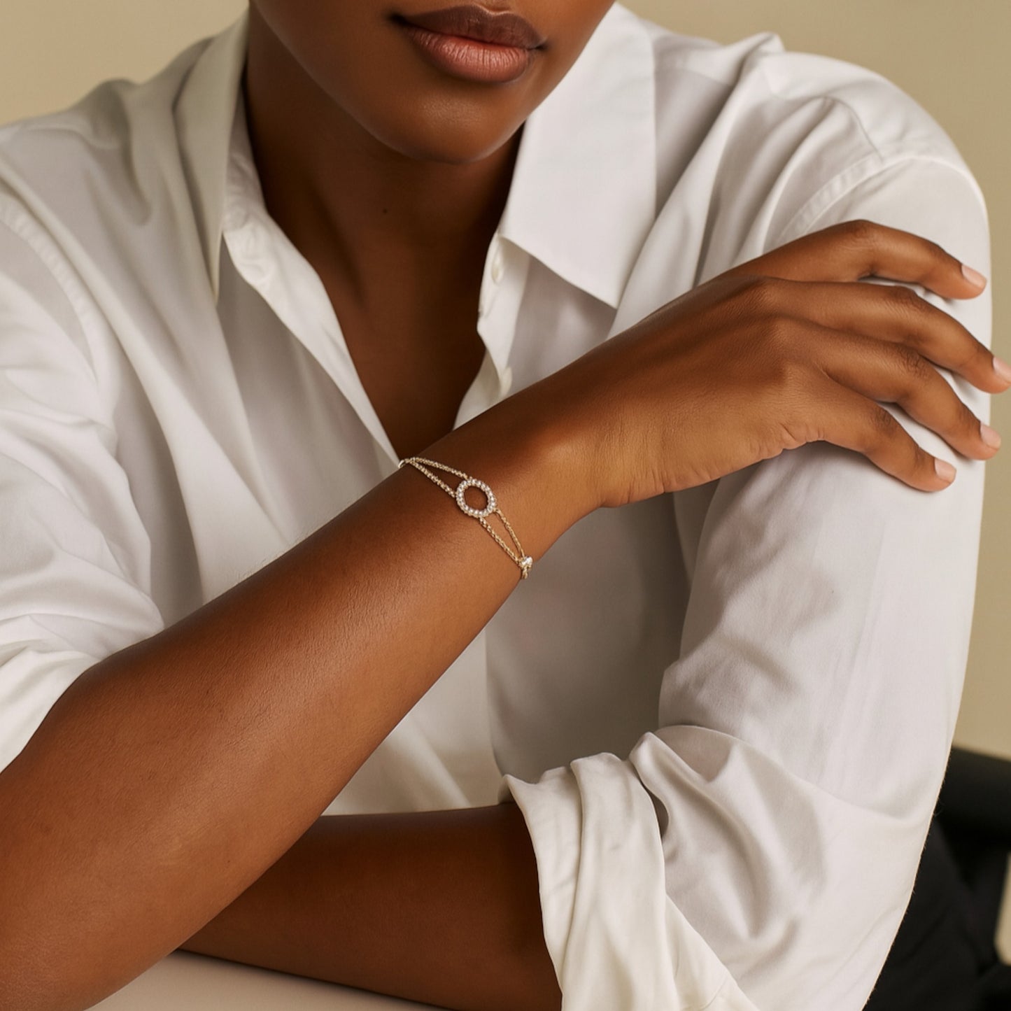 Velar Oval Shape Diamond Cluster Bracelet in 18KT Gold